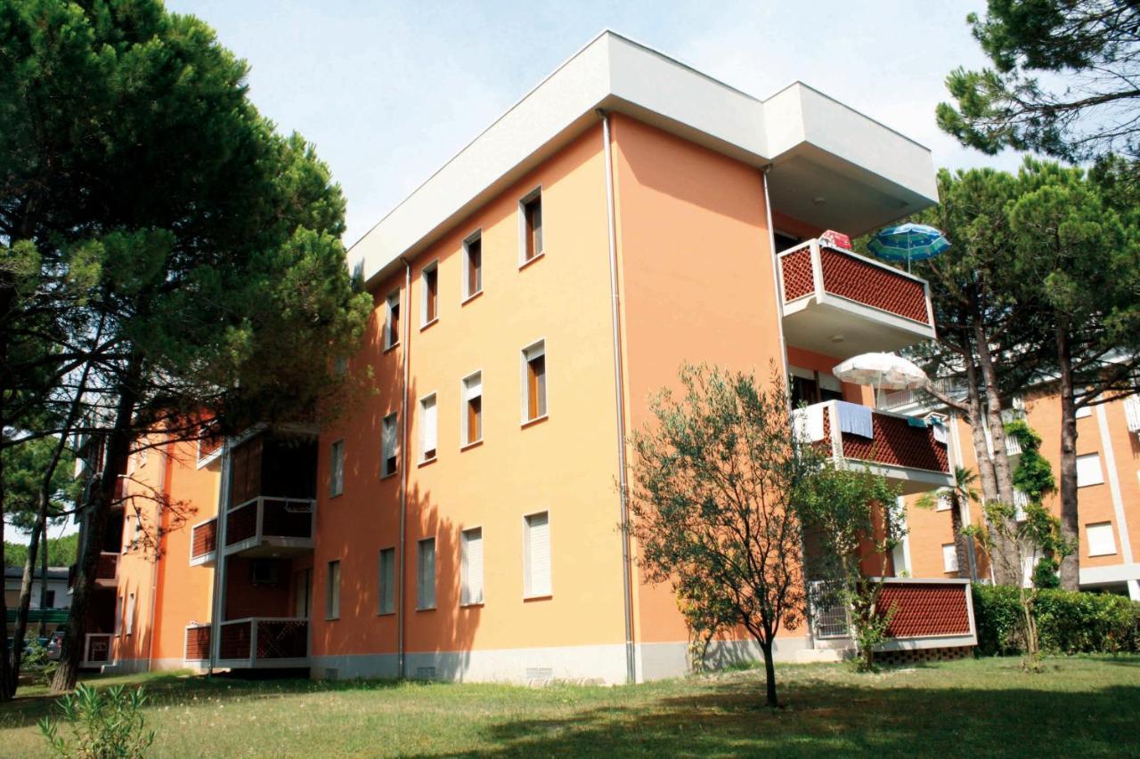 Appartamenti Angela E Pordenone Bibione Exteriör bild