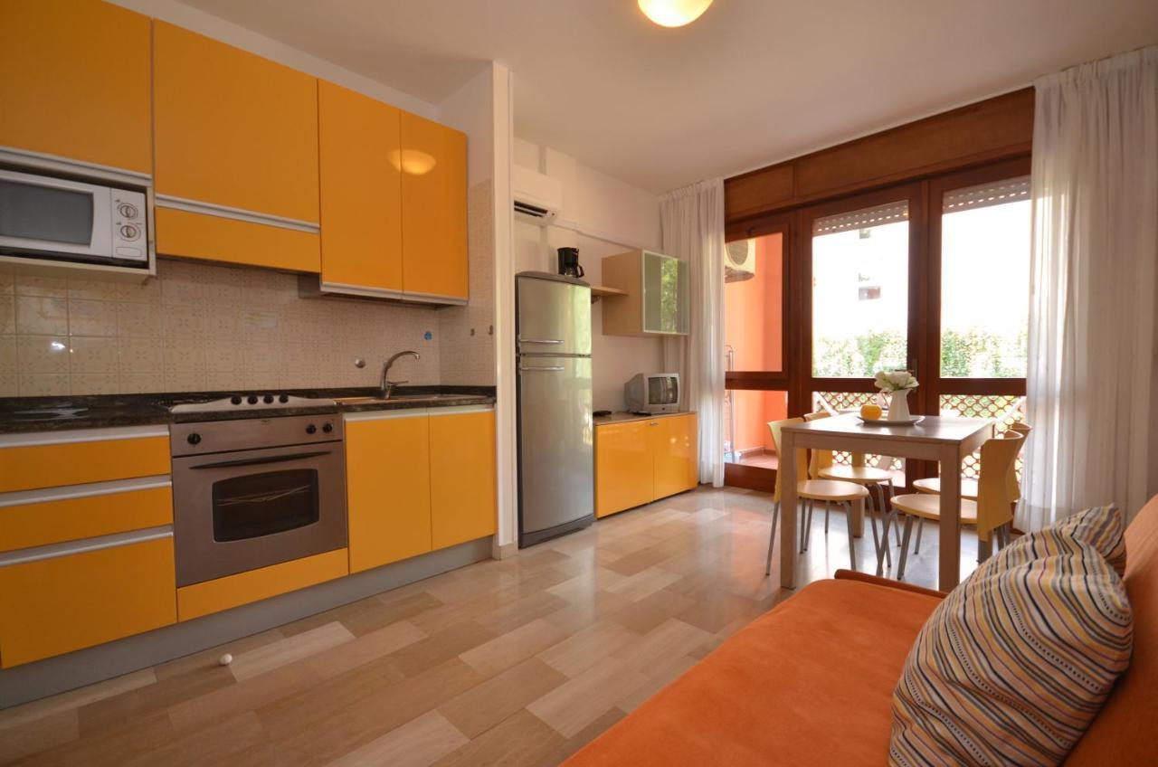 Appartamenti Angela E Pordenone Bibione Exteriör bild